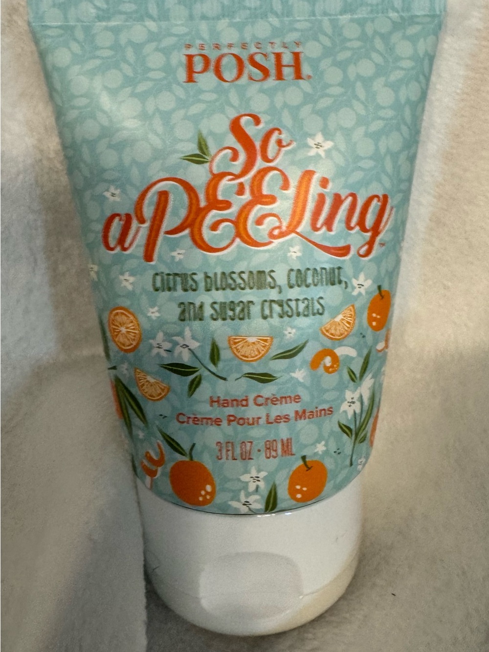 Perfectly Posh So aPEELing Hand Crème - NWT